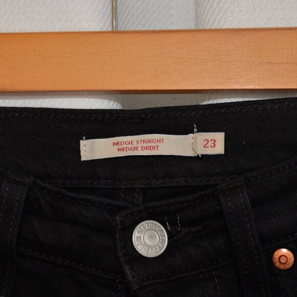 Levi's Wedgie Straight Leg Black Jeans Sz 23 - Picture 5 of 7